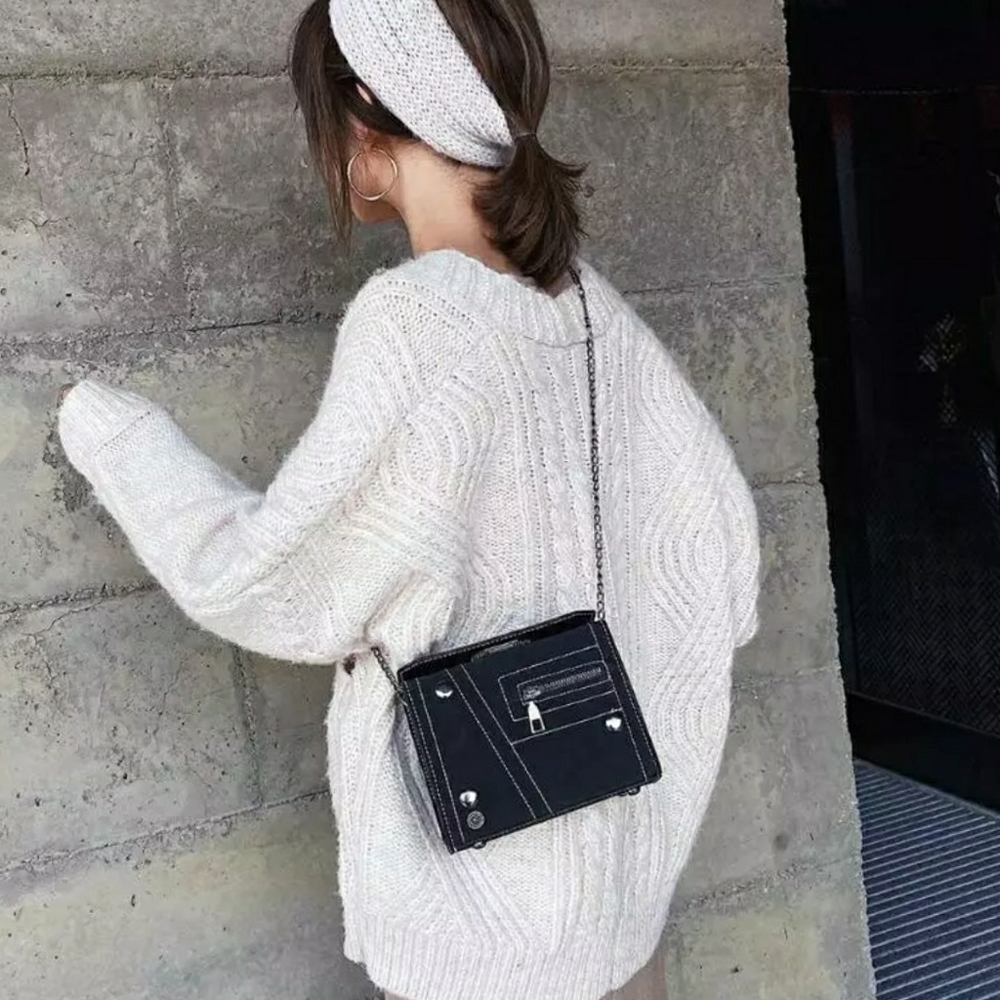 🧡IN STOCK 🧡Black Square Flap Mini Handbag